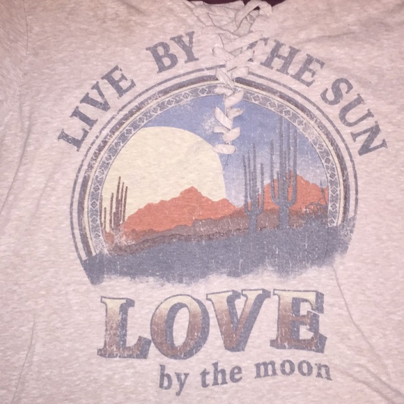 Live by the Sun love by the Moon T-shirt - Picture 3 of 3
